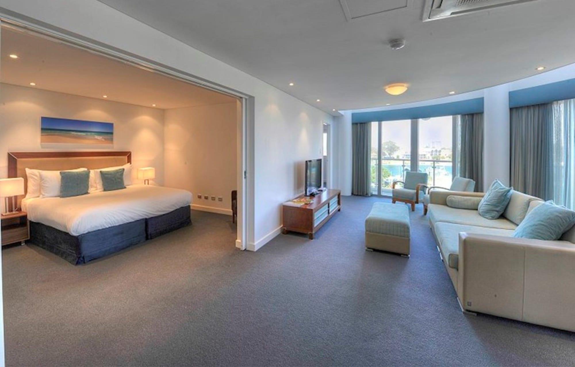 Seashells Mandurah Hotel Exterior foto